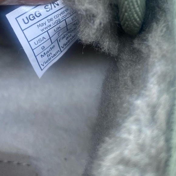 UGG Australian  neumel in burnt olive - Picture 12 of 12